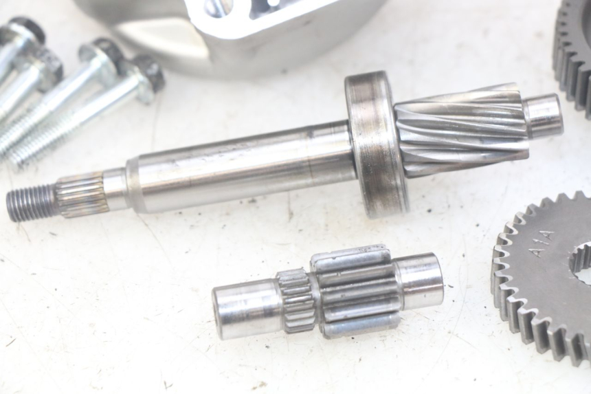 photo de TRANSMISSION ROUE SYM MIO 50 (2011 - 2017) - Détails caractéristiques