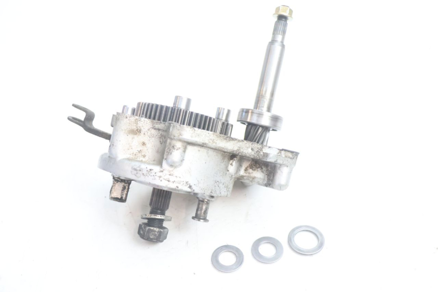 photo de TRANSMISSION ROUE  SYM MIO 50 (2005 - 2010) - Autre angle de vue