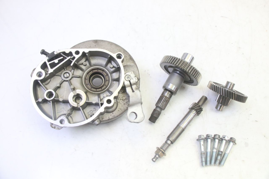 photo de TRANSMISSION ROUE  PIAGGIO NEW TYPHOON 50 (2010 - 2017) - Autre angle de vue