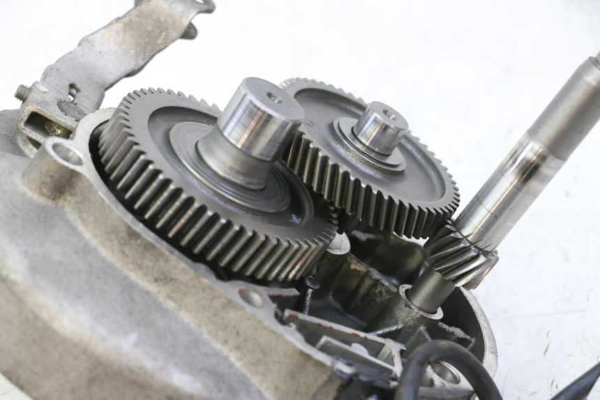 photo de TRANSMISSION ROUE  PIAGGIO NEW TYPHOON 50 (2010 - 2017) - Gros plan technique