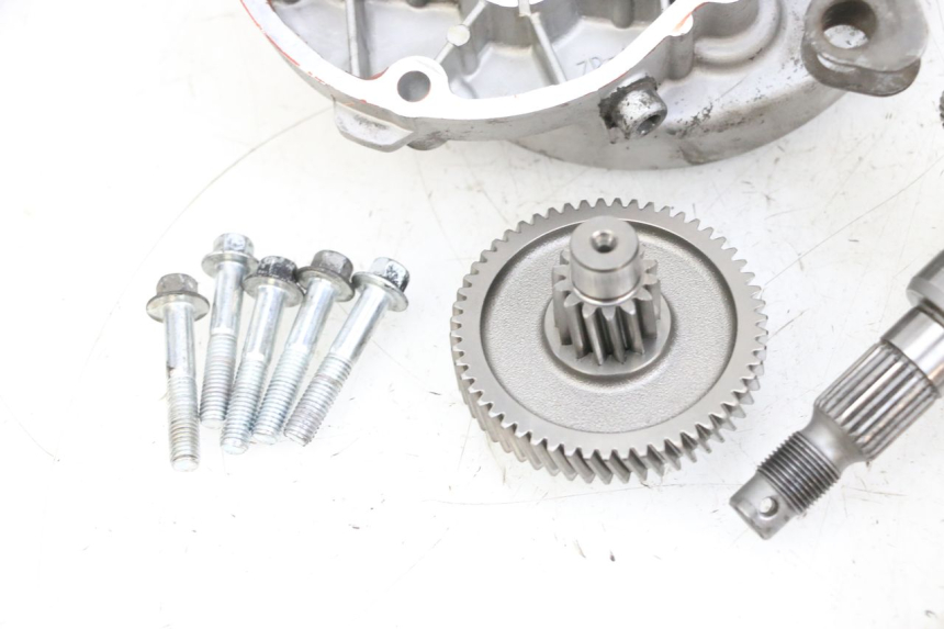 photo de TRANSMISSION ROUE  PIAGGIO NEW TYPHOON 50 (2018 - 2021) - Détails caractéristiques