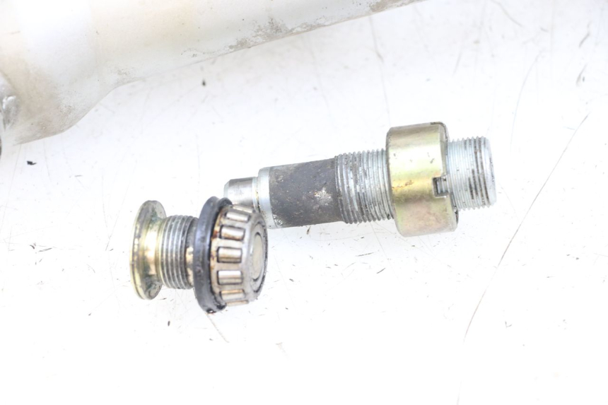 photo de TRANSMISSION ROUE HONDA NTV DEAUVILLE 650 (1998 - 2001) - Focus structure