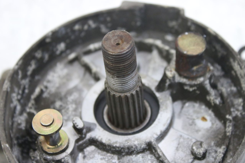 photo de TRANSMISSION ROUE SYM ORBIT 2 4T 50 (2008 - 2017) - Autre angle de vue