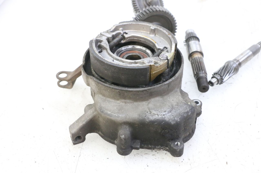 photo de TRANSMISSION ROUE  MBK OVETTO 4T 50 (2008 - 2016) - Autre angle de vue