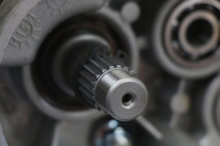 photo de TRANSMISSION ROUE  EUROCKA R8 4T 50 (2013 - 2022) - Gros plan technique