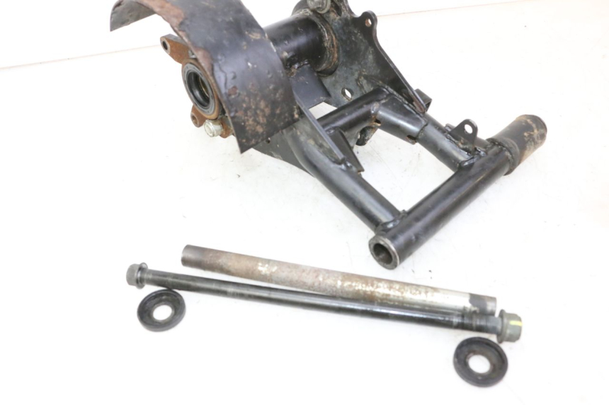 photo de TRANSMISSION ROUE  HYTRACK S 150 (2003 - 2011) - Détail de la pièce