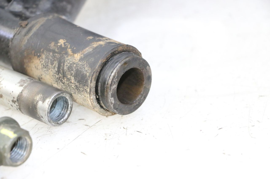 photo de TRANSMISSION ROUE  HYTRACK S 150 (2003 - 2011) - Gros plan technique