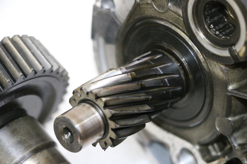 photo de TRANSMISSION ROUE PEUGEOT SATELIS 125 (2010 - 2012) - Vue rapprochée