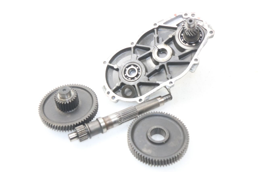 photo de TRANSMISSION ROUE  APRILIA SCARABEO GT 125 (1999 - 2007) - Gros plan technique