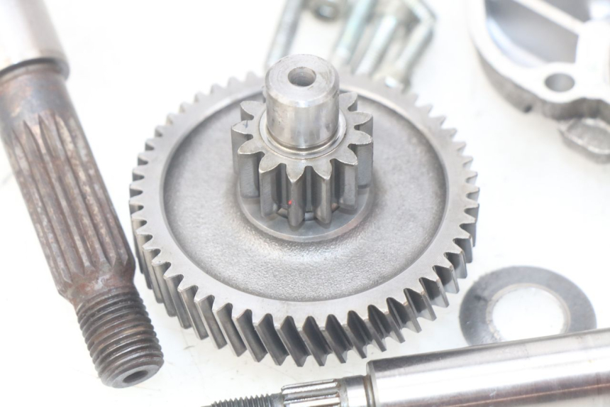 photo de TRANSMISSION ROUE YAMAHA SLIDER NAKED 50 (2004 - 2018) - Vue rapprochée