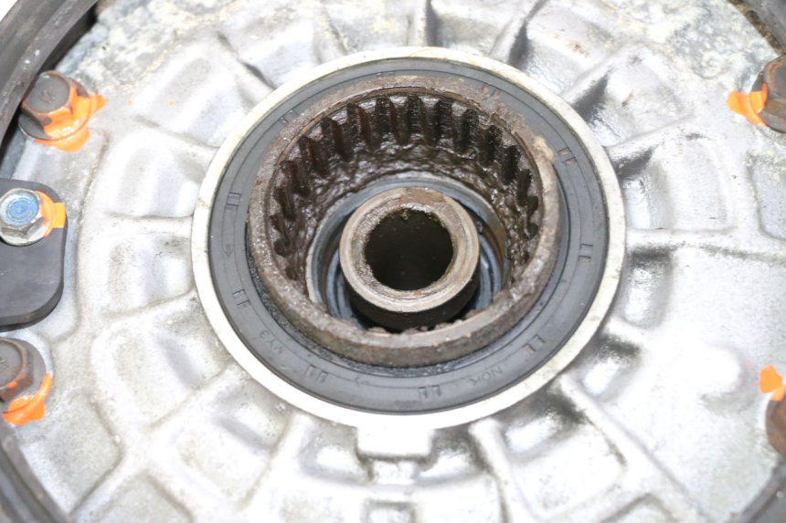 photo de TRANSMISSION ROUE  HONDA ST PAN EUROPEAN 1300 (2002 - 2013) - Vue d’ensemble