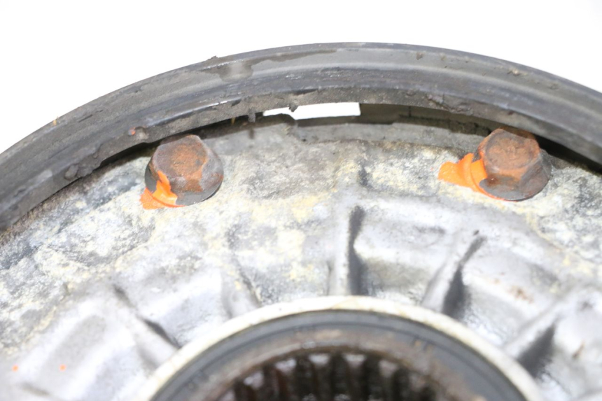 photo de TRANSMISSION ROUE  HONDA ST PAN EUROPEAN 1300 (2002 - 2013) - Points de fixation