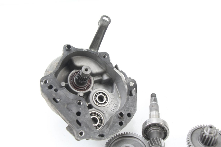 photo de TRANSMISSION ROUE  SYM TONIK 125 (2010 - 2014) - Points de fixation