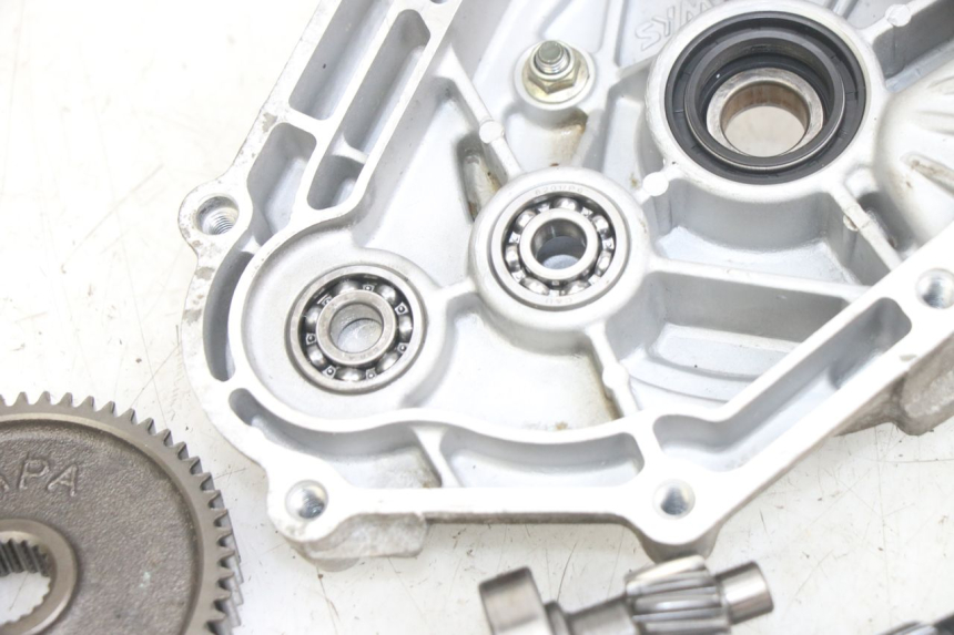 photo de TRANSMISSION ROUE PEUGEOT TWEET 4T 50 (2014 - 2019) - Vue rapprochée