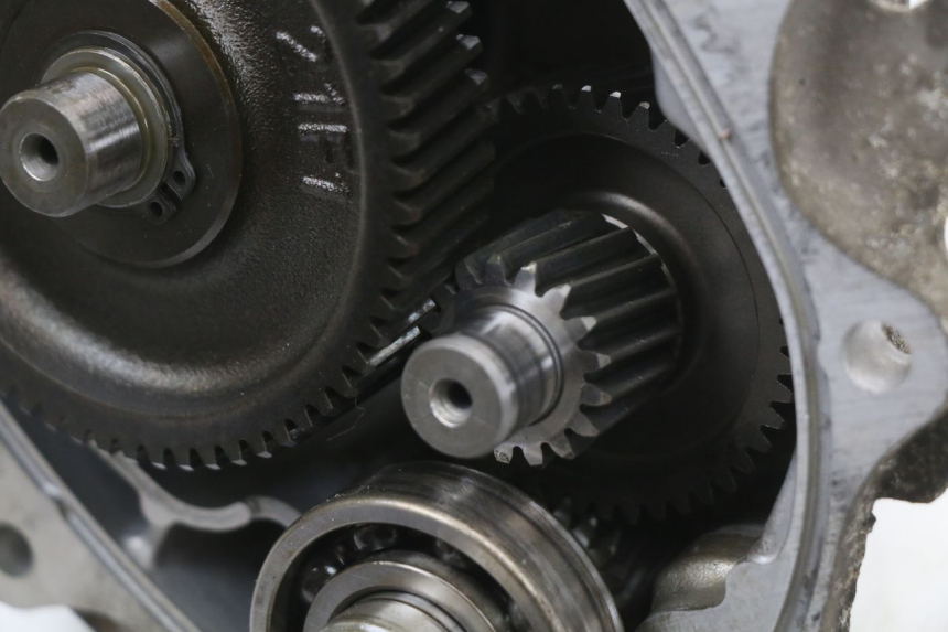 photo de TRANSMISSION ROUE  SUZUKI UH BURGMAN 125 (2002 - 2006) - Autre angle de vue