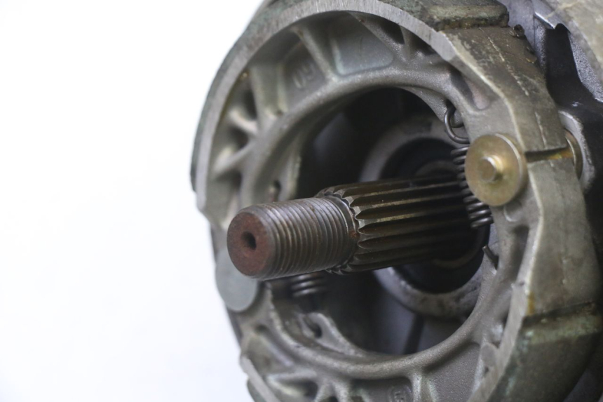 photo de TRANSMISSION ROUE PEUGEOT V-CLIC VCLIC 50 (2007 - 2013) - Gros plan technique