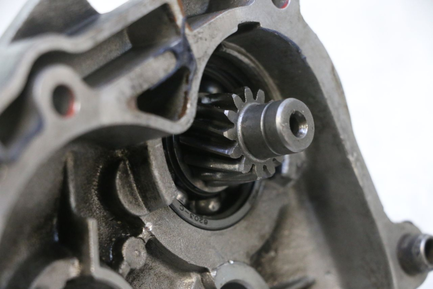 photo de TRANSMISSION ROUE  PIAGGIO VESPA PRIMAVERA 2T 50 (2013 - 2018) - Gros plan technique