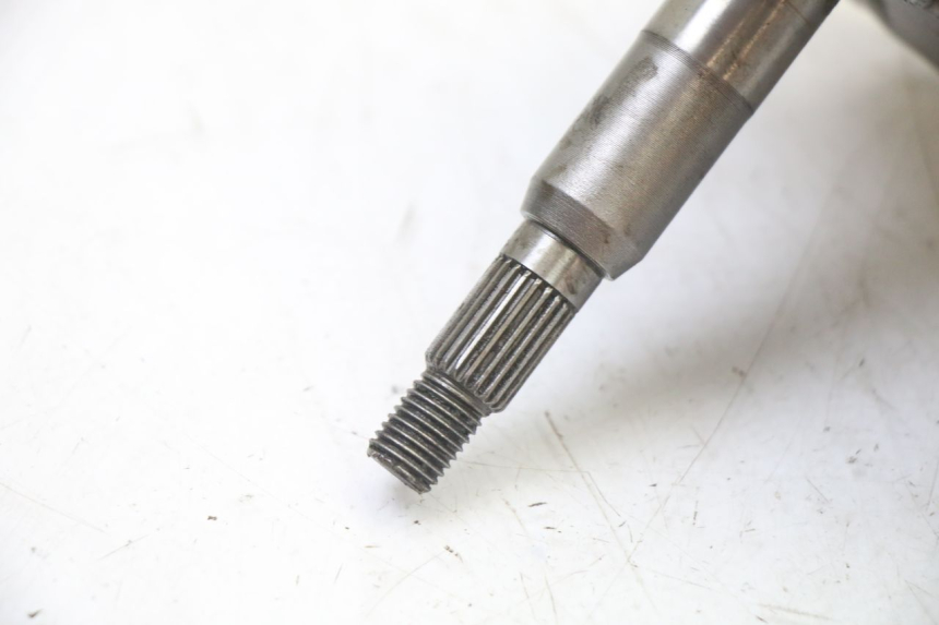 photo de TRANSMISSION ROUE  PEUGEOT VIVACITY NEW 2T 50 (2008 - 2017) - Gros plan technique