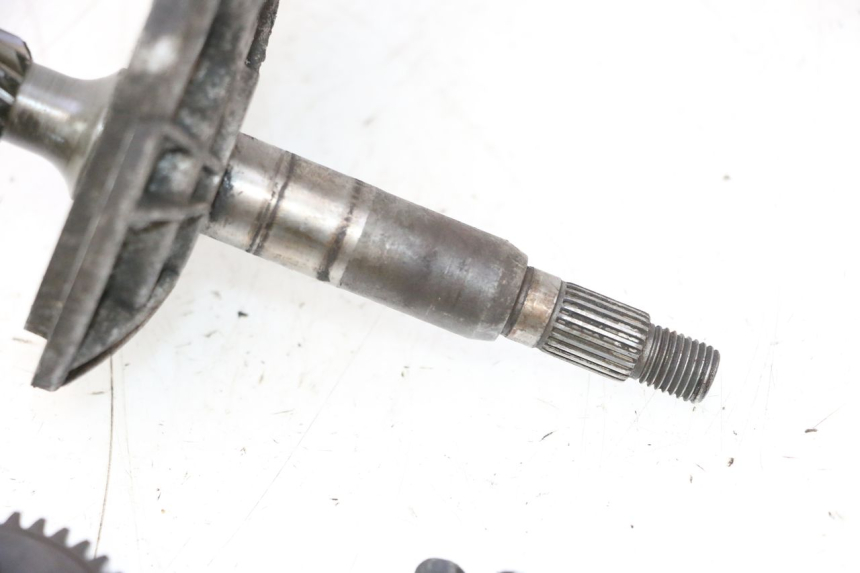 photo de TRANSMISSION ROUE  PEUGEOT VIVACITY 50 (1998 - 2003) - État de surface