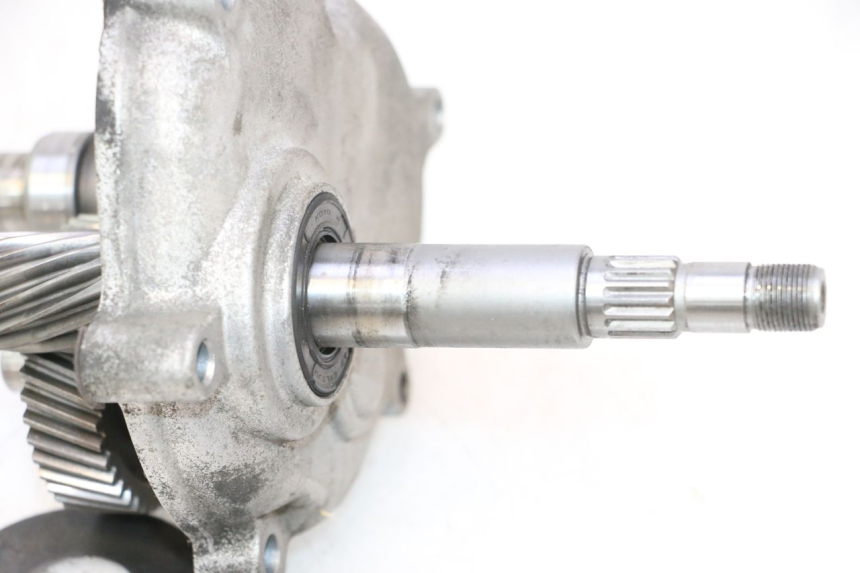 photo de TRANSMISSION ROUE YAMAHA XMAX X-MAX 125 (2006 - 2009) - Gros plan technique