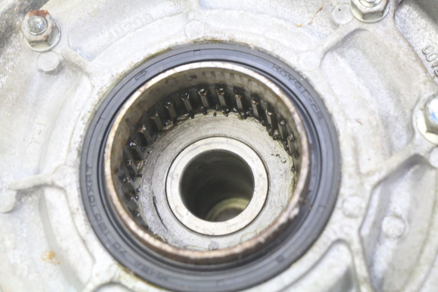 photo de TRANSMISSION ROUE YAMAHA XV VIRAGO 750 (1984 - 1998) - Gros plan technique