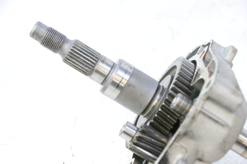 photo de TRANSMISSION ROUE  PIAGGIO ZIP IGET 4T 50 (2021 - 2023) - Autre angle de vue