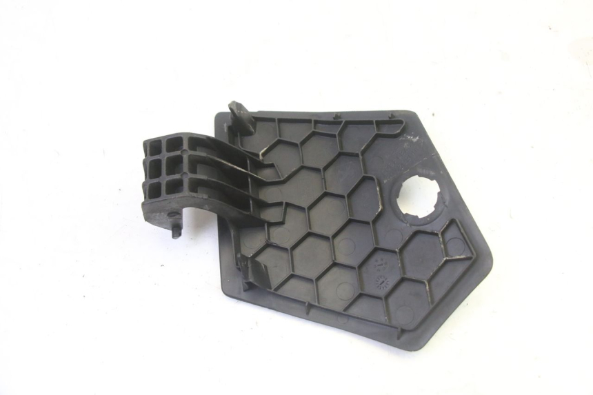 photo de TRAPPE ESSENCE PEUGEOT CITYSTAR 50 (2013 - 2017) - Autre angle de vue