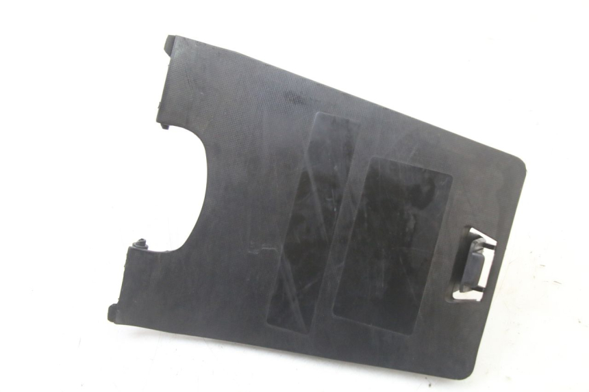 photo de TRAPPE ESSENCE KYMCO DINK STREET 125 (2009 - 2014) - Zoom état d’usage