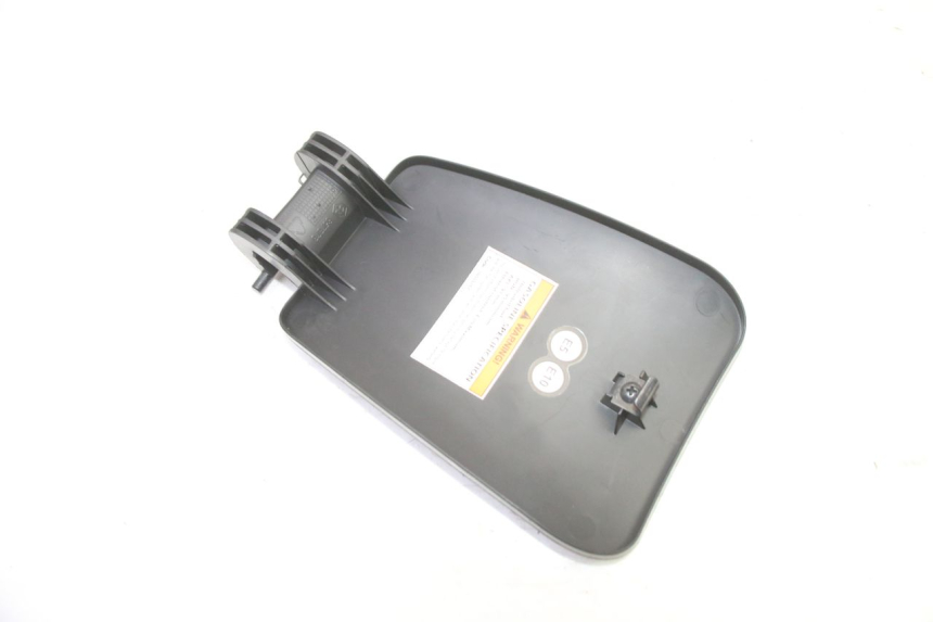 photo de TRAPPE ESSENCE PIAGGIO MP3 HPE 310 (2024 - 2025) - Autre angle de vue