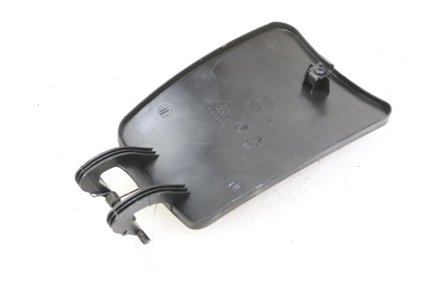 photo de TRAPPE ESSENCE PIAGGIO MP3 LT 400 (2007 - 2012) - Zoom état d’usage