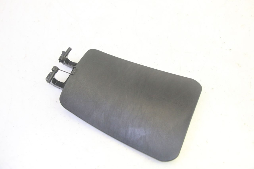 photo de TRAPPE ESSENCE PIAGGIO MP3 LT 400 (2007 - 2012) - Détail de la pièce