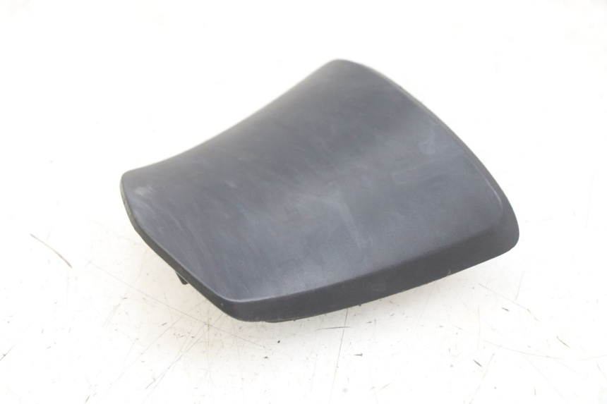 photo de TRAPPE ESSENCE HONDA PCX (JF47) 125 (2012 - 2013) - Zoom état d’usage