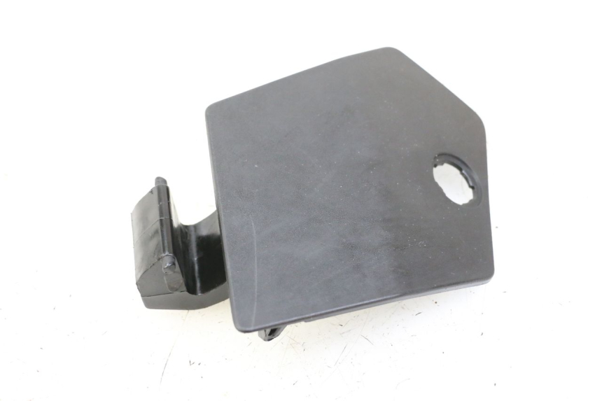 photo de TRAPPE ESSENCE PEUGEOT CITYSTAR 125 (2011 - 2017) - Autre angle de vue