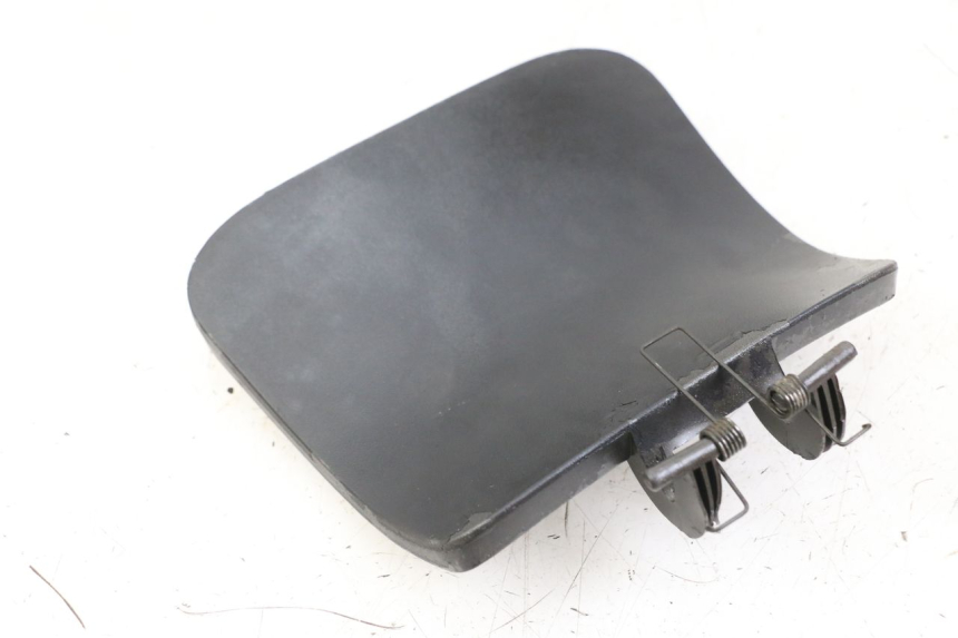 photo de TRAPPE ESSENCE PIAGGIO BEVERLY 125 (1998 - 2005) - Autre angle de vue