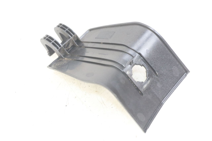 photo de TRAPPE ESSENCE PEUGEOT SATELIS 125 (2006 - 2009) - Détail de la pièce