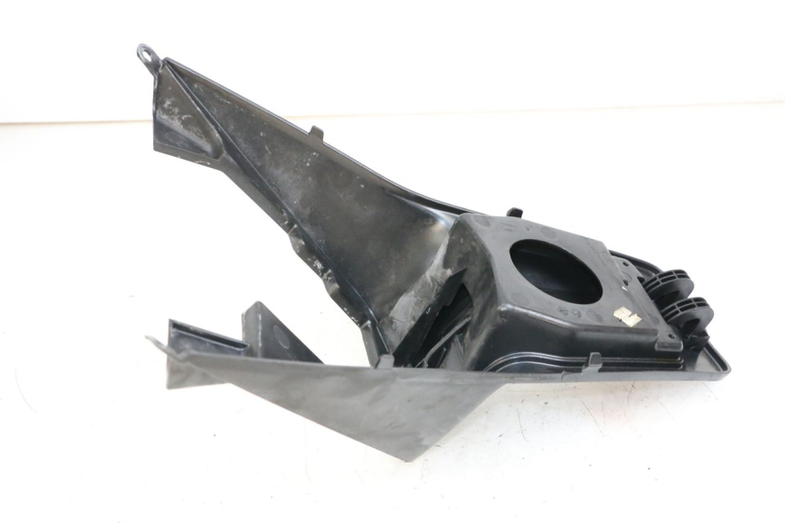 photo de TRAPPE ESSENCE PEUGEOT SATELIS 125 (2010 - 2012) - Zoom état d’usage