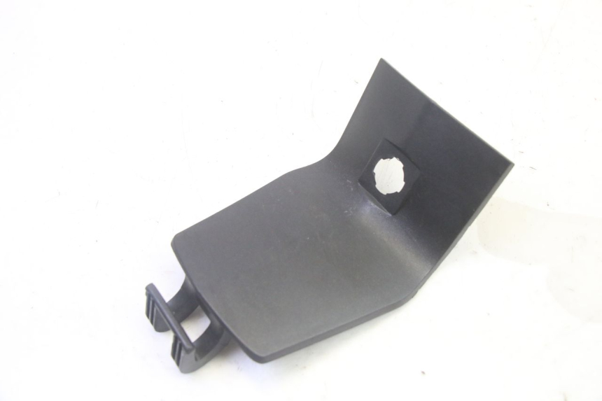 photo de TRAPPE ESSENCE PEUGEOT SATELIS 125 (2013 - 2018) - Vue principale