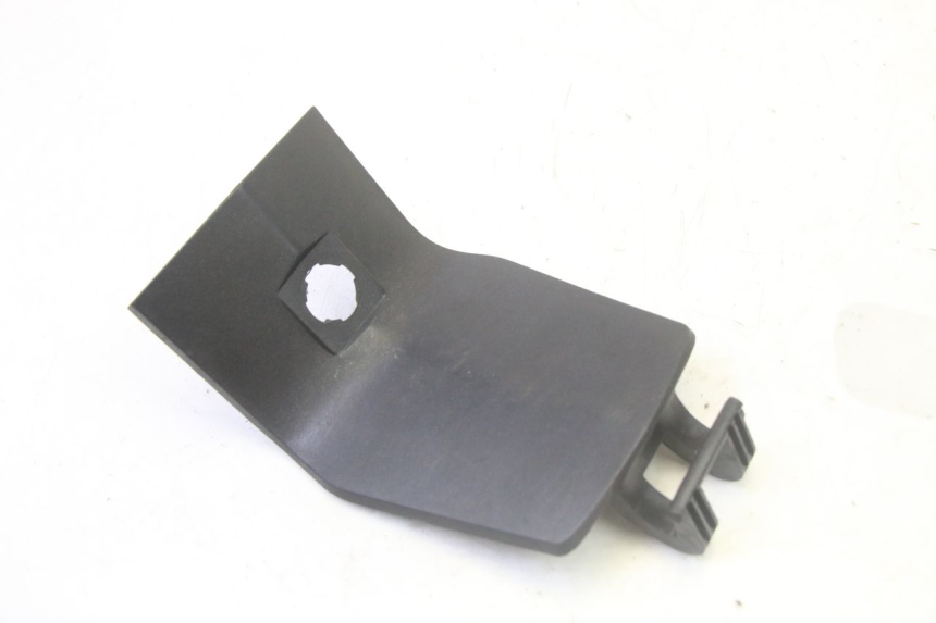 photo de TRAPPE ESSENCE PEUGEOT SATELIS 125 (2013 - 2018) - Détail de la pièce