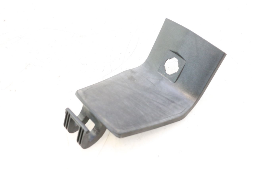photo de TRAPPE ESSENCE PEUGEOT SATELIS 125 (2006 - 2009) - Vue principale