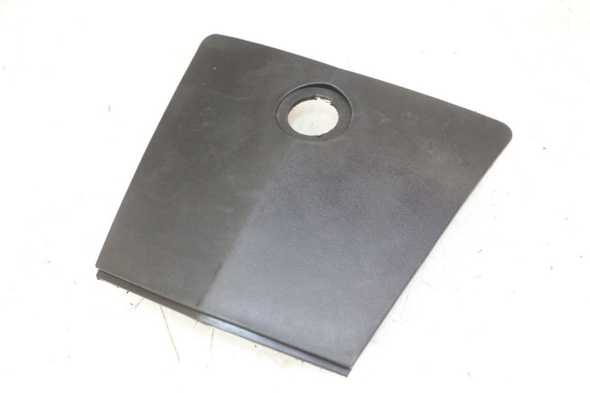 photo de TRAPPE ESSENCE PEUGEOT VIVACITY NEW 4T 50 (2008 - 2017) - Vue principale