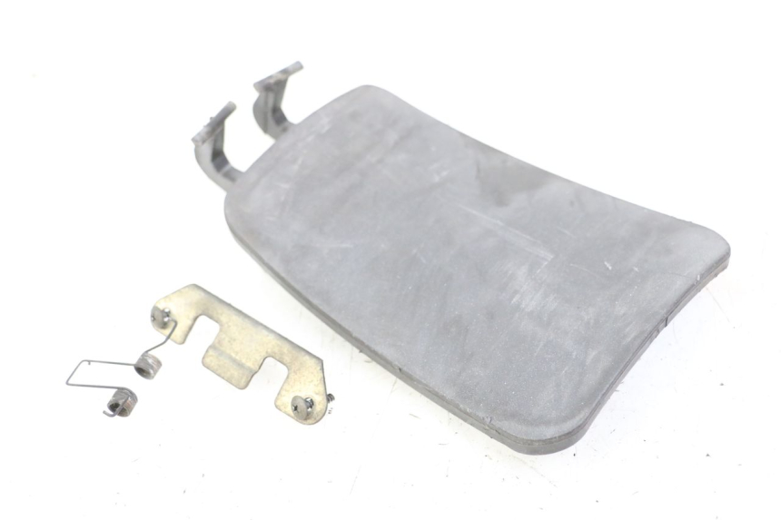 photo de TRAPPE ESSENCE PIAGGIO X8 125 (2004 - 2007) - Vue principale