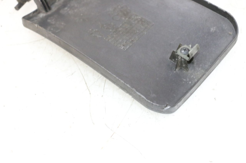 photo de TRAPPE ESSENCE PIAGGIO X8 125 (2004 - 2007) - Zoom état d’usage