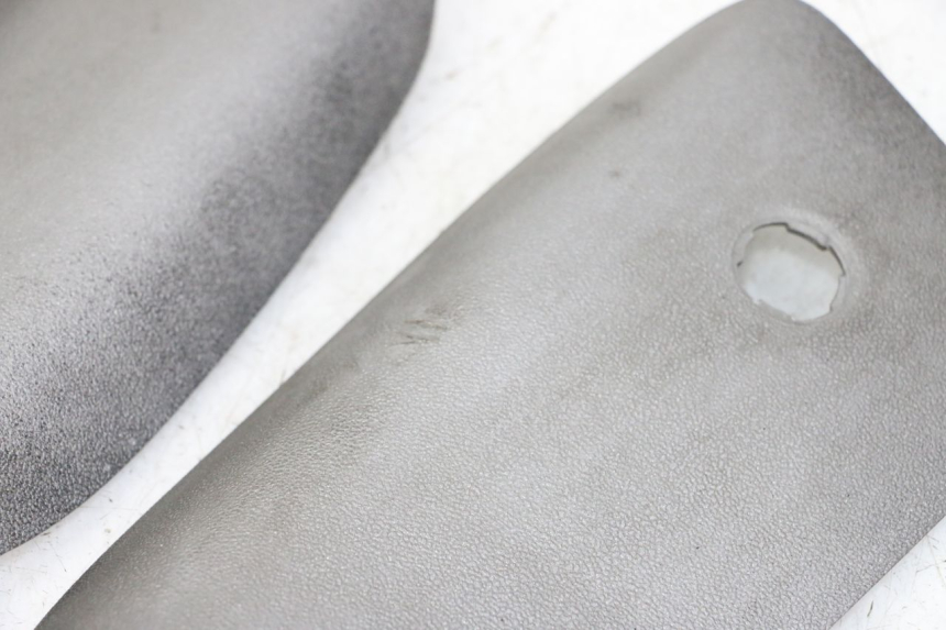 photo de TRAPPE DE VISITE AVANT PEUGEOT ELYSTAR 50 (2002 - 2014) - État de surface