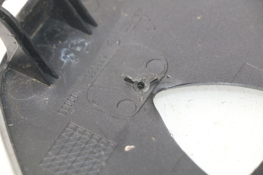 photo de TRAPPE DE VISITE AVANT PIAGGIO FLY IE 125 (2012 - 2017) - Autre angle de vue