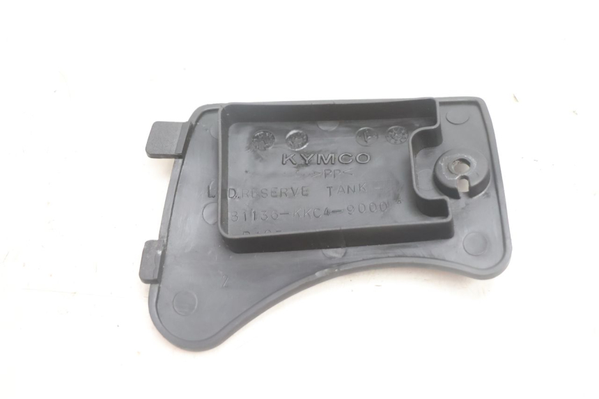 photo de TRAPPE DE VISITE AVANT KYMCO GRAND DINK 125 (2008 - 2014) - Zoom état d’usage