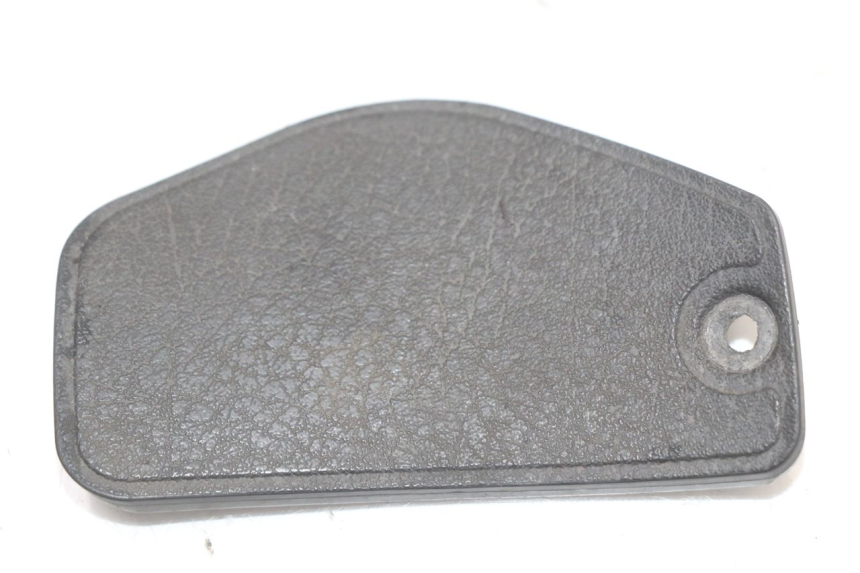 photo de TRAPPE DE VISITE AVANT PIAGGIO MP3 125 (2006 - 2014) - Vue principale