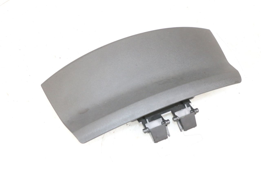 photo de TRAPPE DE VISITE AVANT PIAGGIO MP3 500 (2016 - 2018) - Vue principale