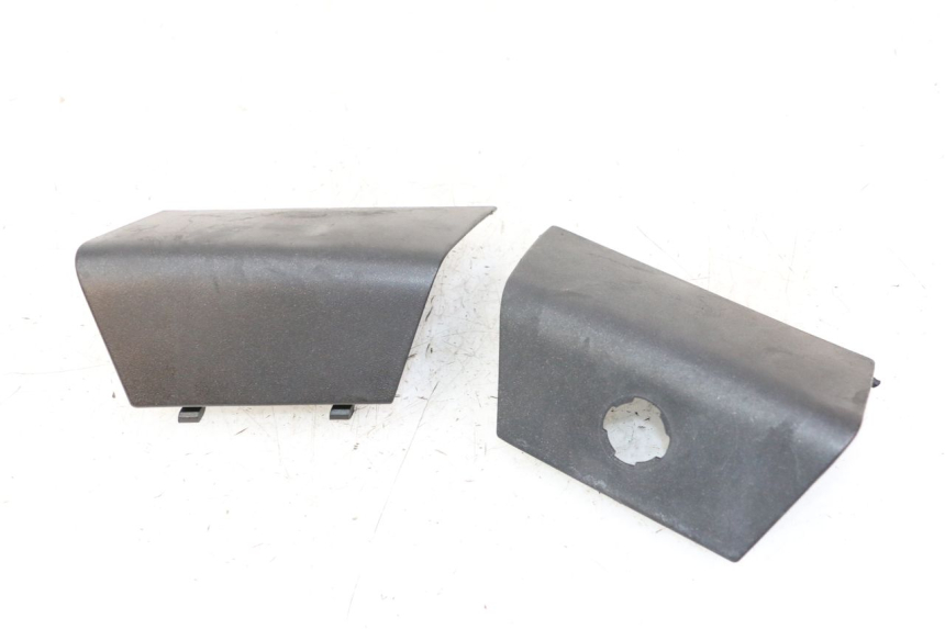 photo de TRAPPE DE VISITE AVANT PEUGEOT SATELIS COMPRESSOR K15 125 (2006 - 2009) - Vue principale