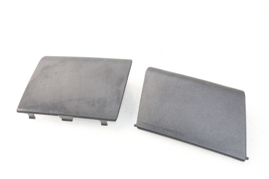 photo de TRAPPE DE VISITE AVANT PEUGEOT SATELIS 300 (2012 - 2015) - Détail de la pièce