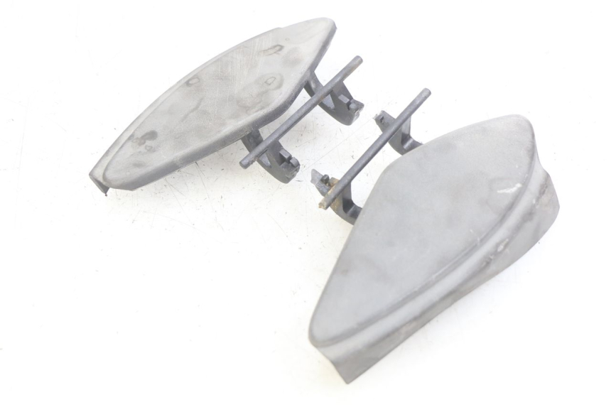 photo de TRAPPE DE VISITE AVANT PIAGGIO X9 EVOLUTION 125 (2003 - 2007) - Zoom état d’usage